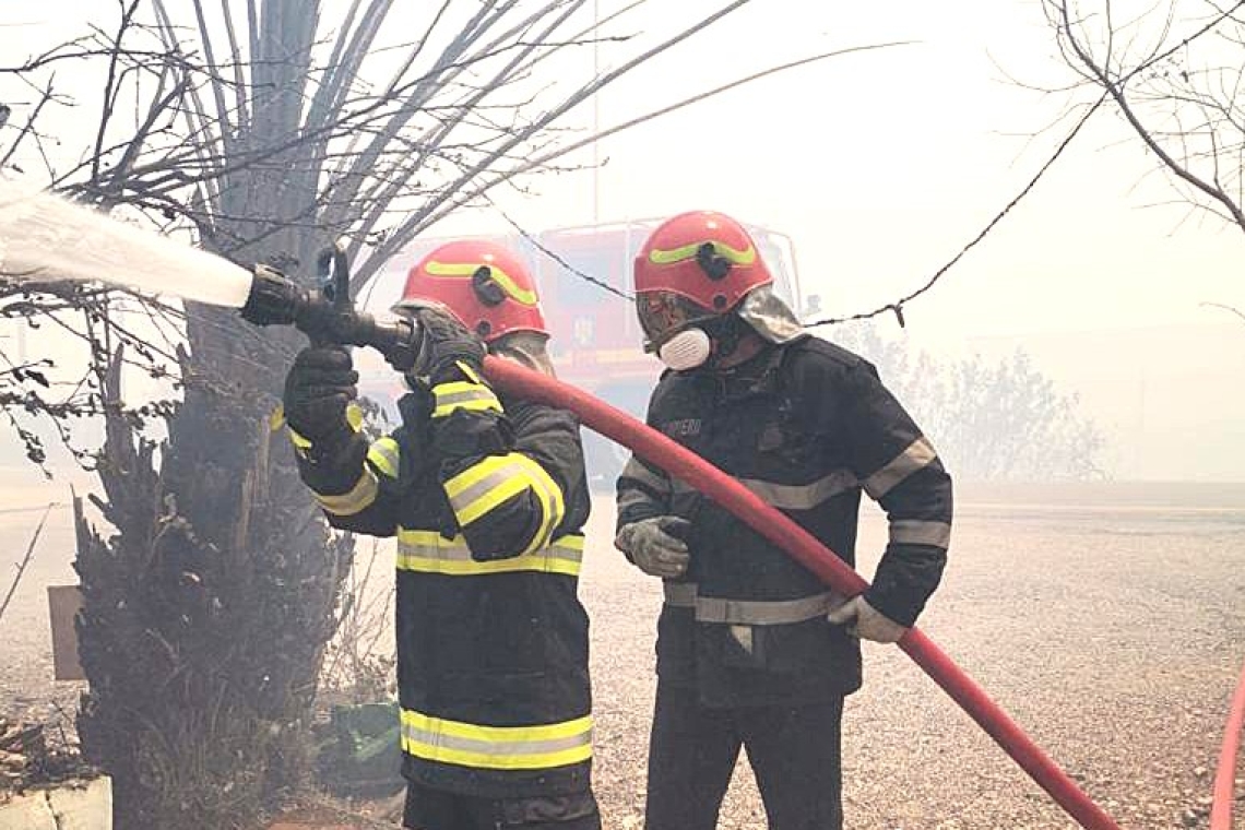 Doi pompieri prahoveni participă la o misiune de pregătire a intervențiilor la incendii de pădure, în Grecia