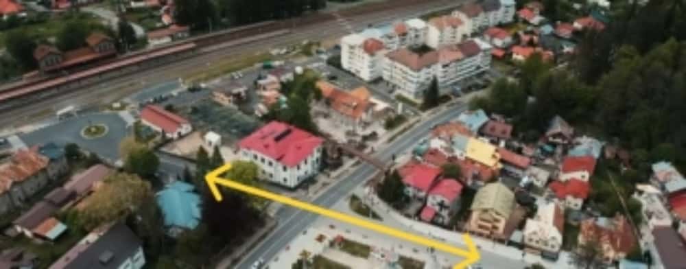 Un pasaj subteran care mutilează Azuga, ”proiect Iulian Dumitrescu”, încinge spiritele în orașul de pe Valea Prahovei! Locuitorii și primarul ales nu sunt de acord cu ”groapa” din mijlocul localității