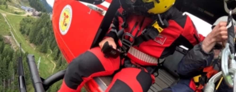 Un turist englez a fost recuperat din Bucegi, după ce a căzut în gol pe Valea Cerbului