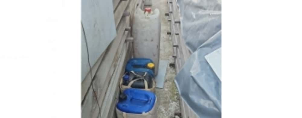 Au furat combustibil din utilajele aflate pe șantierul autostrăzii A7! Percheziții în comuna Baba Ana