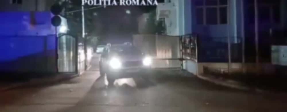 Polițiștii prahoveni fac percheziții la persoane suspectate de înregistrarea unor contracte de muncă fictive