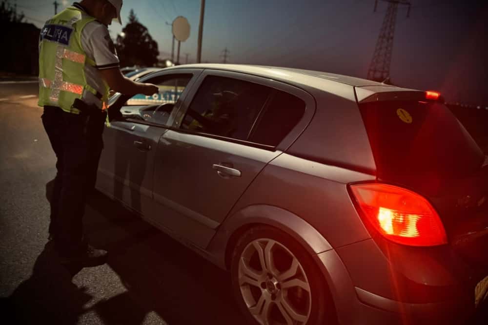 Acțiune a polițiștilor de la Rutieră, sâmbătă seară, pe mai multe drumuri din județul Prahova