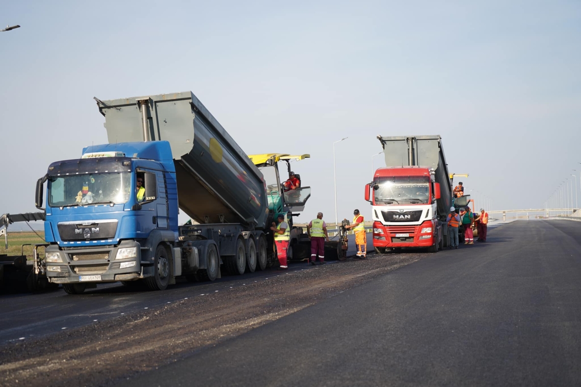 Ministrul Grindeanu le-a impus constructorilor autostrăzii Dumbrava-Buzău ”să se mobilizeze mai bine”. Care este noul termen de finalizare a primelor două loturi