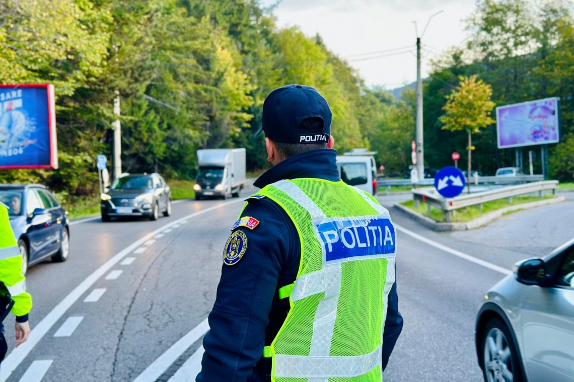 Zeci de polițiști fac razii, miercuri dimineață, în stațiunile de pe Valea Prahovei