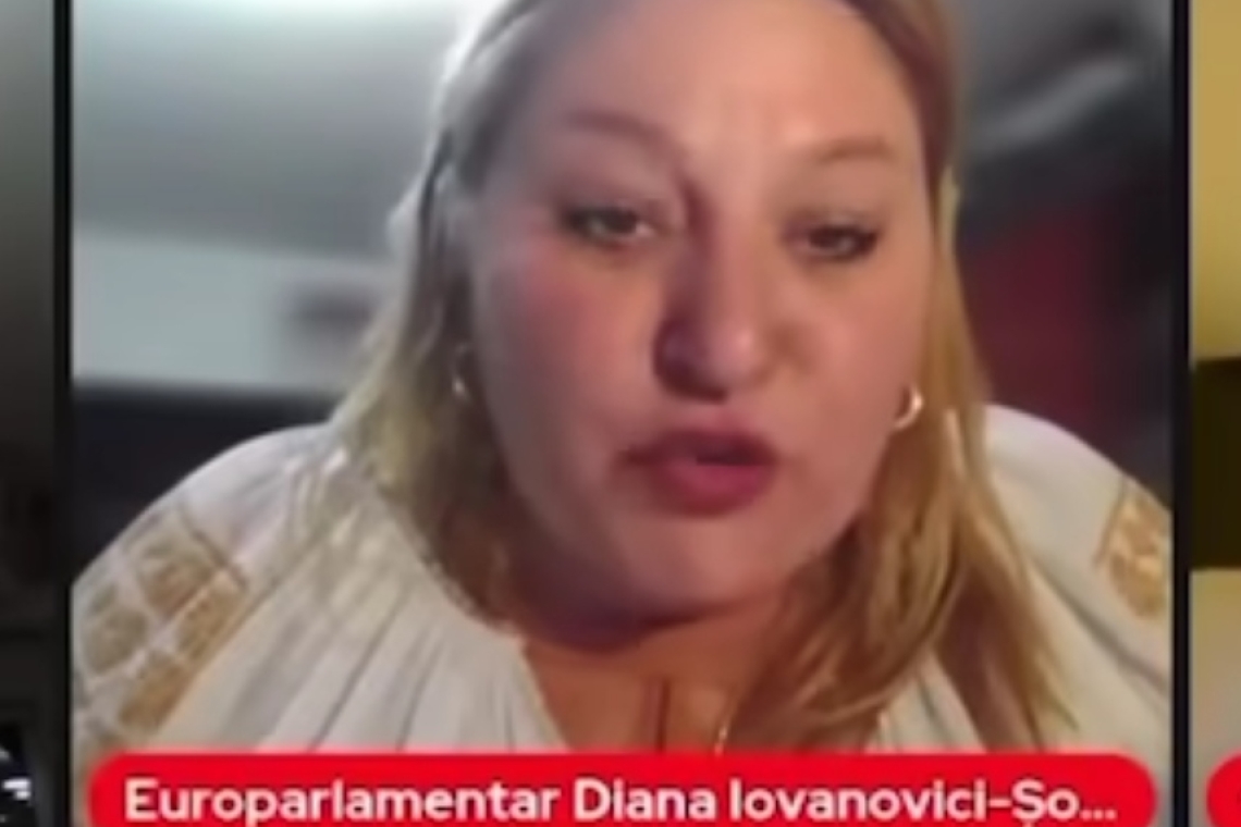 Update/Diana Șoșoacă: "Trăiască legiunea și Căpitanul!". Astăzi și-a depus din nou dosarul de candidatură la prezidențiale