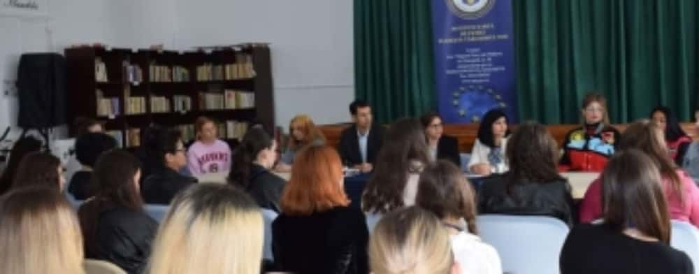 Lecții de viață din Penitenciarul Târgșor, pentru elevi ai unui colegiu prahovean