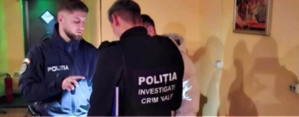 Razii ale polițiștilor prahoveni în Băicoi și Scorțeni, noaptea trecută