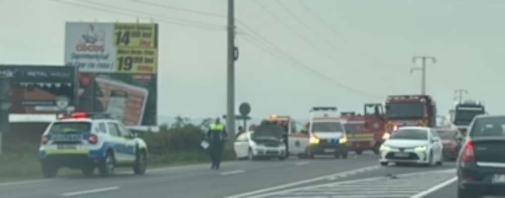 Șofer de 84 de ani, rănit într-un accident produs pe DN1, în zona orașului Băicoi