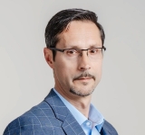 Adrian Purcaru, primarul ales al orașului Azuga, va depune jurământul la Judecătoria Sinaia
