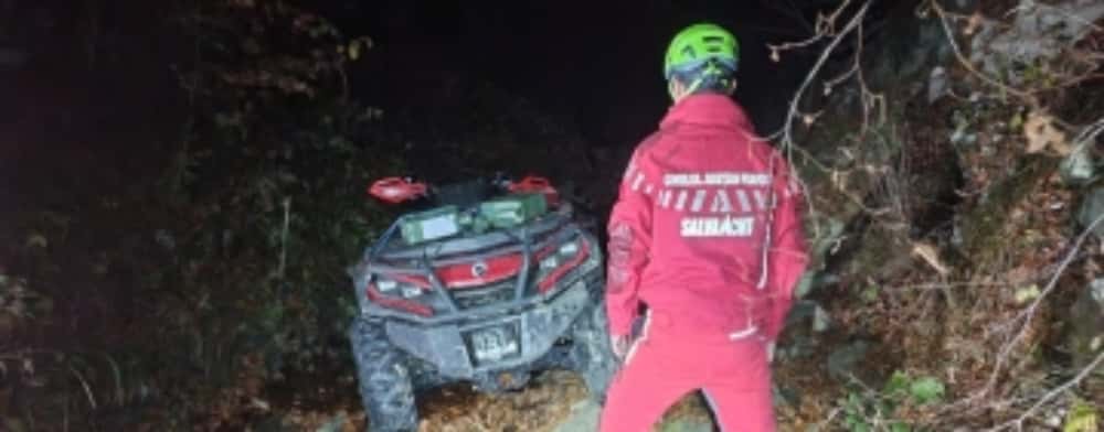 Doi turiști dați dispăruți cu un ATV în zona Măneciu, găsiți teferi de salvamontiștii prahoveni