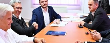 Nou contract de finanțare pentru Spitalul Orășenesc Mizil, semnat de secretarul de stat Alexandru Rogobete și primarul Silviu Negraru