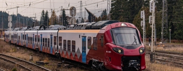 Primul tren electric nou, introdus în circulație de CFR Călători, va opri și în Ploiești Vest