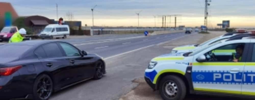 Polițiștii rutieri din Prahova și Brașov, cu ”pistolul” pe șoferii vitezomani, pe DN1