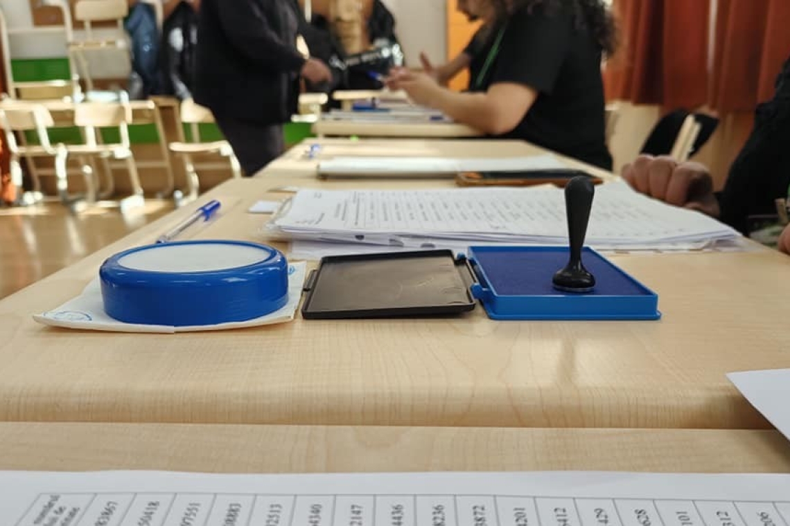 În trei secții de votare din Prahova, prezența la urne a depășit 100%!