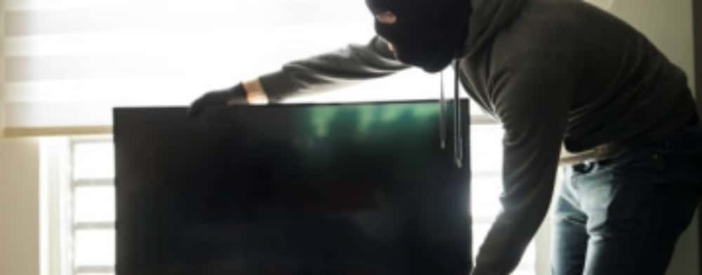 Un hoț care a dat mai multe spargeri în Ploiești, București, Brașov și Hunedoara - ”călcat” de polițiștii ploieșteni