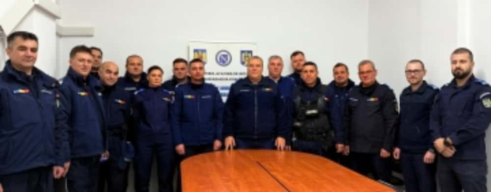 Avansări în grad înainte de termen, la Gruparea de Jandarmi Mobilă Ploiești, cu ocazia Zilei Naționale a României