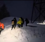 În ciuda avertizărilor, turiștii se încăpățânează să meargă pe traseele din Bucegi impracticabile iarna. Șase persoane, recuperate de salvamontiști din zone de risc