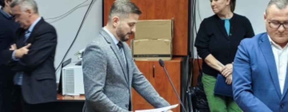 Un nou consilier județean a depus jurământul: Vlad Mazilu (AUR) 