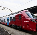 Scandal pe repartizarea trenurilor electrice achiziționate de Autoritatea pentru Reformă Feroviară! CFR Călători a depus contestație!