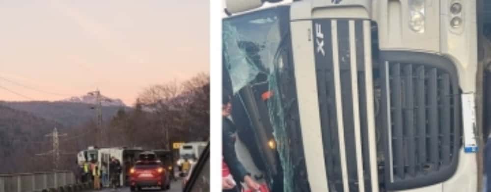 Update/ Un camion s-a răsturnat pe DN1, în zona Posada. Trafic restricționat pe sensul de coborâre