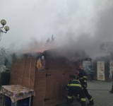 Incendiu într-o căsuță din Târgul de Crăciun din Ploiești