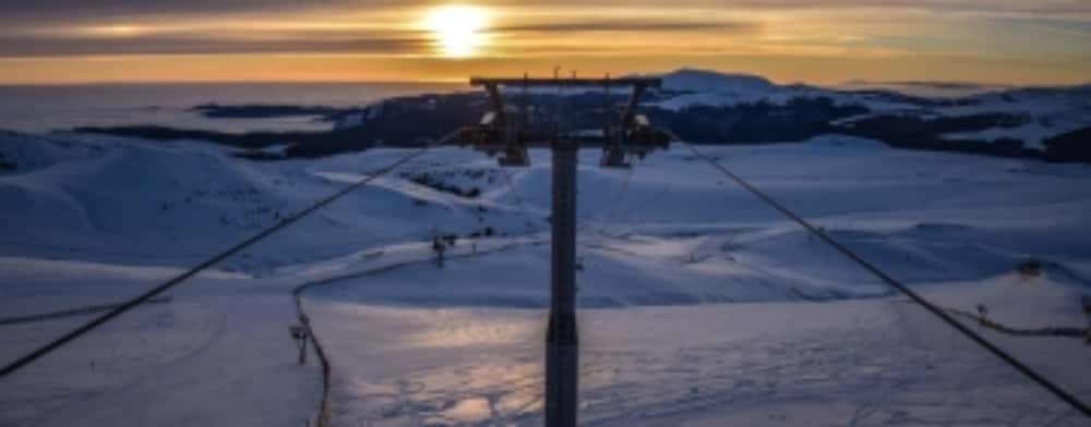 Instalații de transport închise pe domeniul schiabil din Sinaia, miercuri și joi! Aflați programul gondolei și telecabinei