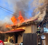 Incendiu în Goruna - Cocorăștii Mislii. O casă a fost cuprinsă de flăcări