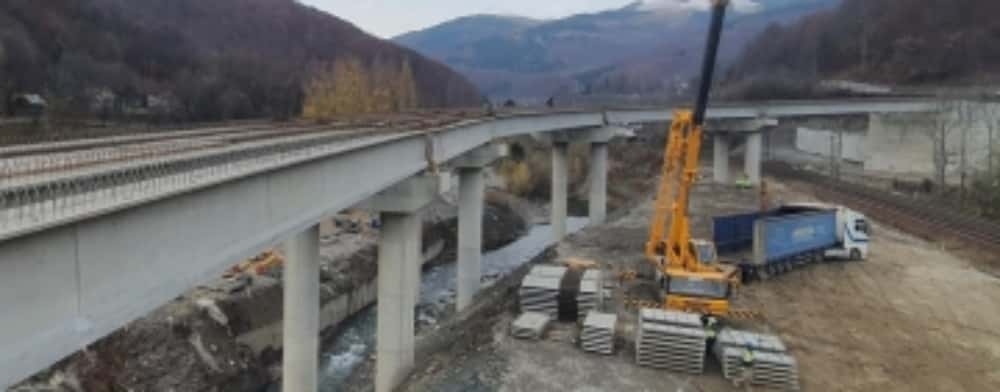 Consiliul Județean Prahova a alocat de urgență aproape 3,5 milioane de lei pentru centura orașului Comarnic. Banii merg la relocarea rețelelor electrice