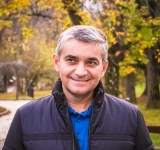 Procurorii nu au cerut arestarea primarului Vlad Oprea. L-au plasat sub control judiciar, cu interdicția de a-și exercita funcția