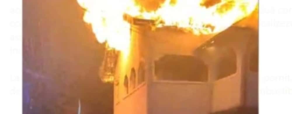 O altă familie din Prahova a rămas fără acoperiș deasupra capului! Un incendiu a cuprins o casă din Posești