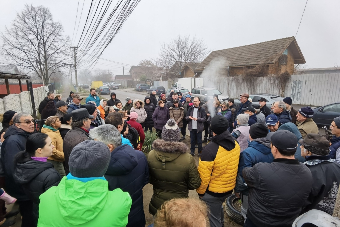 Primarul Polițeanu, față în față cu locuitorii din Râfov, unul dintre cartierele ploieștene lăsate de izbeliște