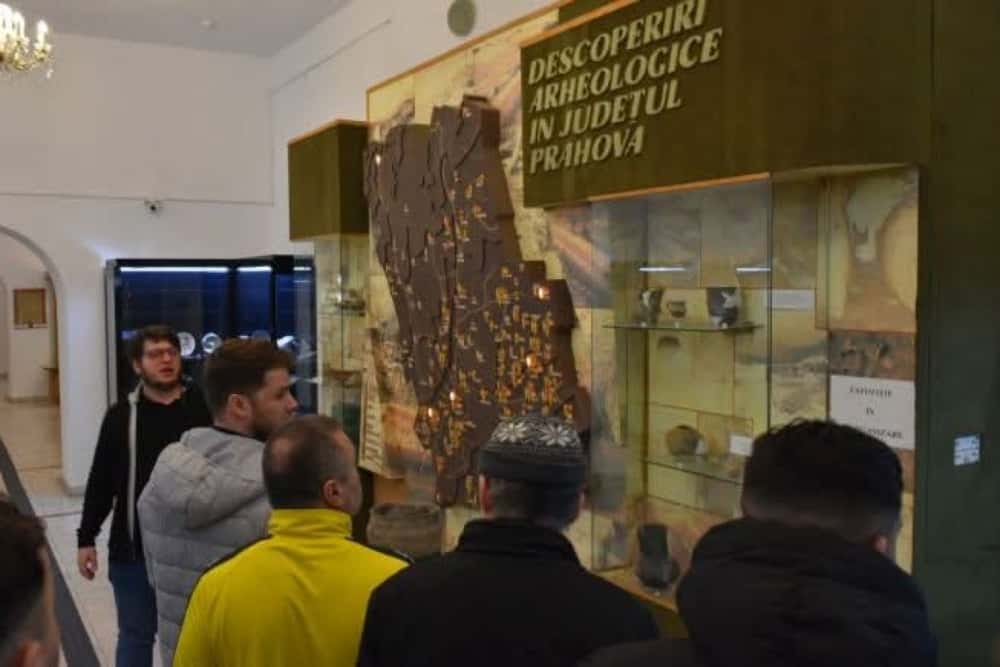 Deținuți de la Penitenciarul Ploiești, în vizită la Muzeul de Istorie și Arheologie Prahova