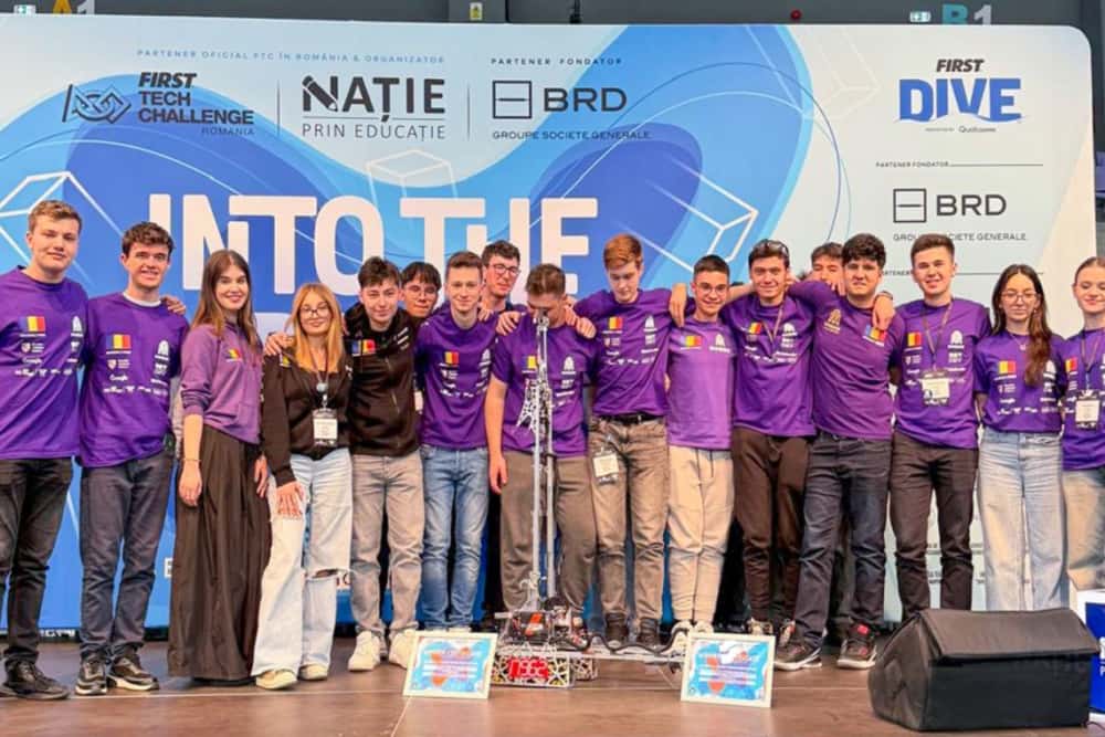Echipa de robotică Ro2D2 de la Colegiul Național „Mihai Viteazul” Ploiești continuă să scrie istorie!