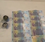 Traficanți de droguri, printre care se află și minori, cercetați de procurorii DIICOT Ploiești și polițiștii BCCO Ploiești