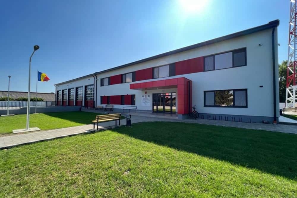 La Detașamentul de Pompieri Mizil vor fi amplasate panouri fotovoltaice, pentru eficientizare energetică