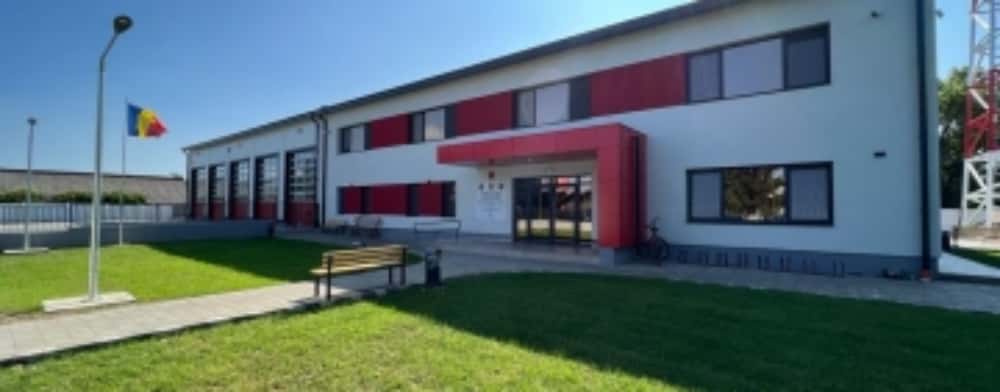 La Detașamentul de Pompieri Mizil vor fi amplasate panouri fotovoltaice, pentru eficientizare energetică