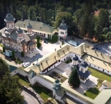 Lucrări de restaurare la Biserica Mare a Mănăstirii Sinaia, printr-un proiect finanțat de Institutul Național al Patrimoniului