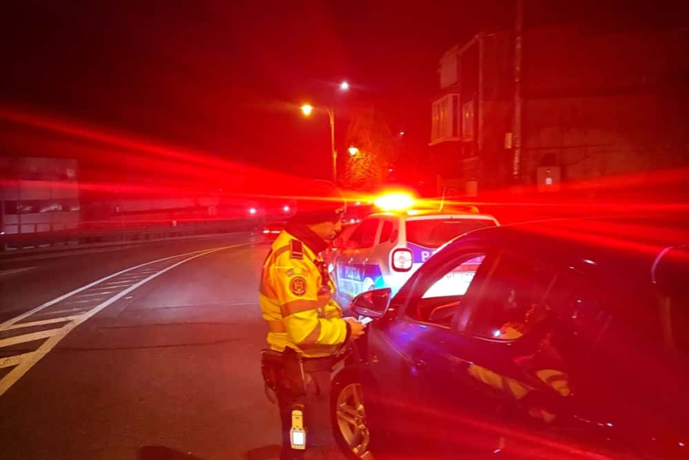 Acțiuni rutiere pe drumurile din Prahova, sâmbătă seară