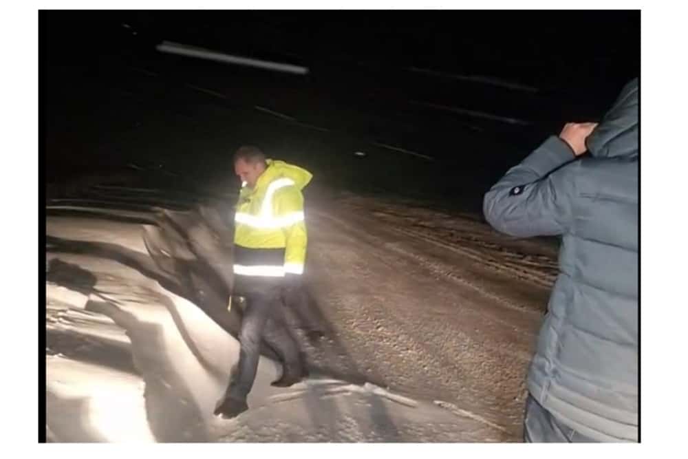 Președintele CJ Prahova, Virgiliu Nanu, a verificat pe teren cum se deszăpezește în sudul județului, unde există risc de formare a troienelor