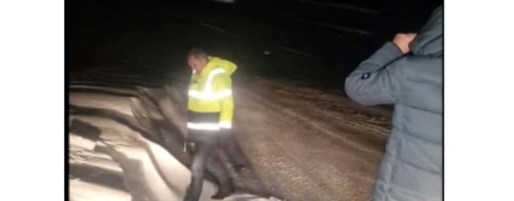 Președintele CJ Prahova, Virgiliu Nanu, a verificat pe teren cum se deszăpezește în sudul județului, unde există risc de formare a troienelor