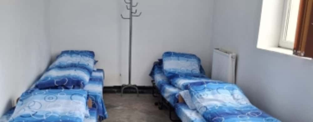 70 de persoane fără adăpost și-au găsit un acoperiș deasupra capului la centrul social din Ploiești