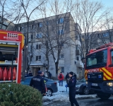 Incendiu într-un apartament din Ploiești. Șase persoane au fost evacuate