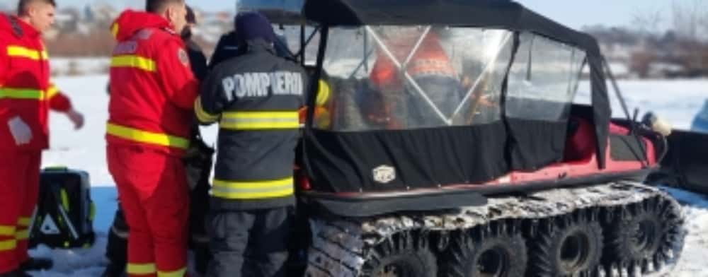Un octogenar a fost salvat dintr-o zonă izolată a orașului Urlați, printr-o intervenție comună a ISU și Ambulanței Prahova