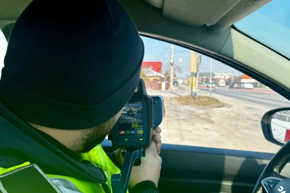 Polițiștii rutieri - în acțiune pe DN1, la Bănești