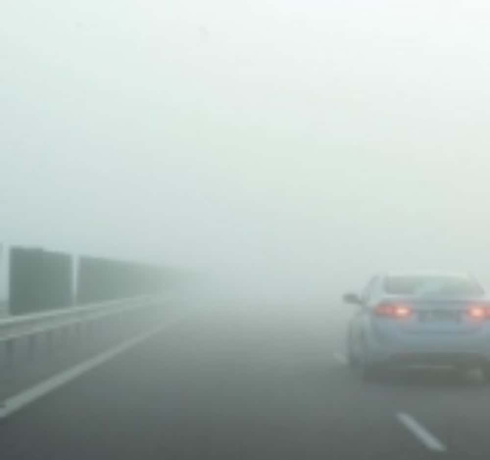 Ceața din sudul Prahovei afectează circulația pe autostrada București-Ploiești și pe drumurile locale