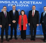 Ambasadorul Franței, Nicolas Warnery, în vizită oficială în Prahova. Vinurile, energia și obiectivele turistice - de interes pentru francezi