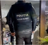 Gemeni în vârstă de 12 ani, duși la muncă forțată, cu ajutorul fratelui lor mai mare! Polițiștii și procurorii ploieșteni cercetează cazul