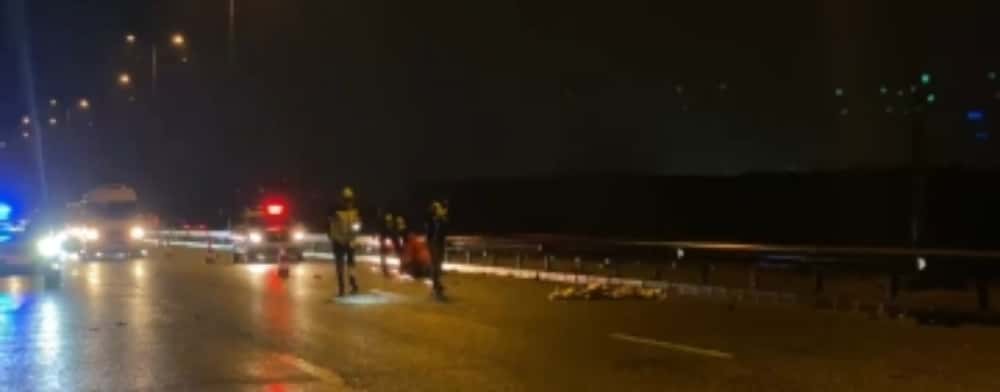 Accident mortal/ Pieton lovit de trei autoturisme, pe autostrada București - Ploiești