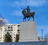 Simbol al Ploieștiului, statuia lui Mihai Viteazul și-a recăpătat strălucirea în istoria de secole a orașului