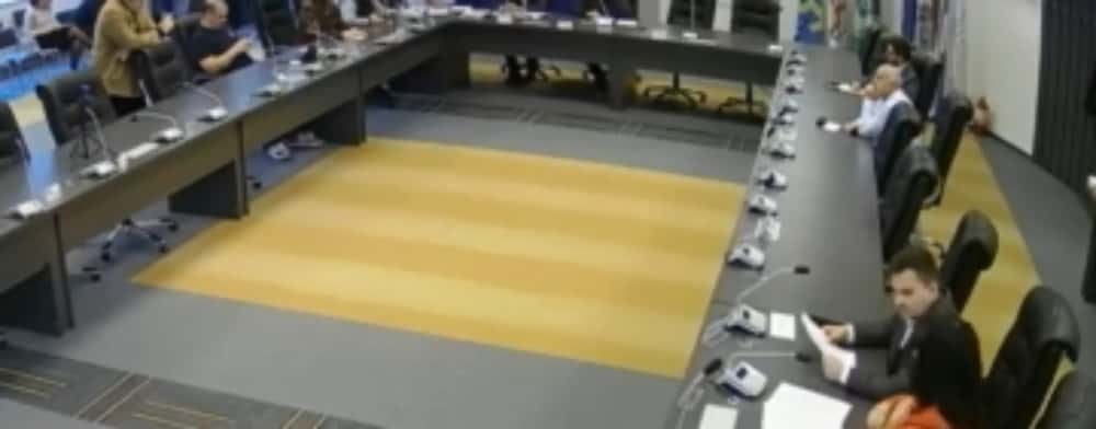 Ne paște o nouă criză a gunoaielor/ Direcția Juridică a Primăriei Ploiești refuză să reprezinte în instanță Consiliul Local, în disputa pe salubritate